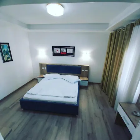 Hotel Darda 3*
